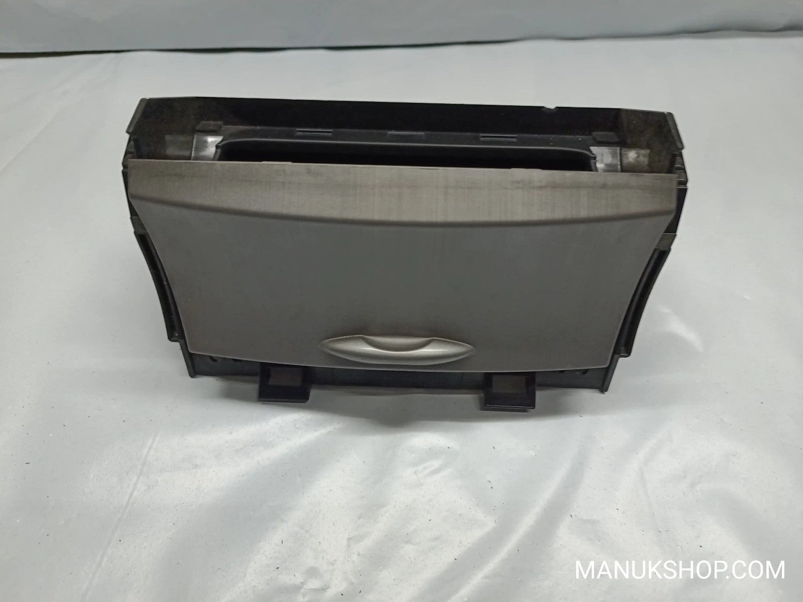Aschenbecher Honda Civic NF12H8X  NF1-2H8X