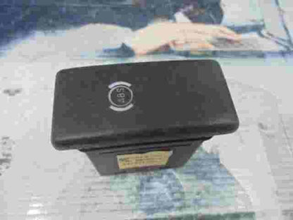 Schaltfläche Parkplätze Bremsen Audi 200/C3 ABS 447941528A 447 941 528 A