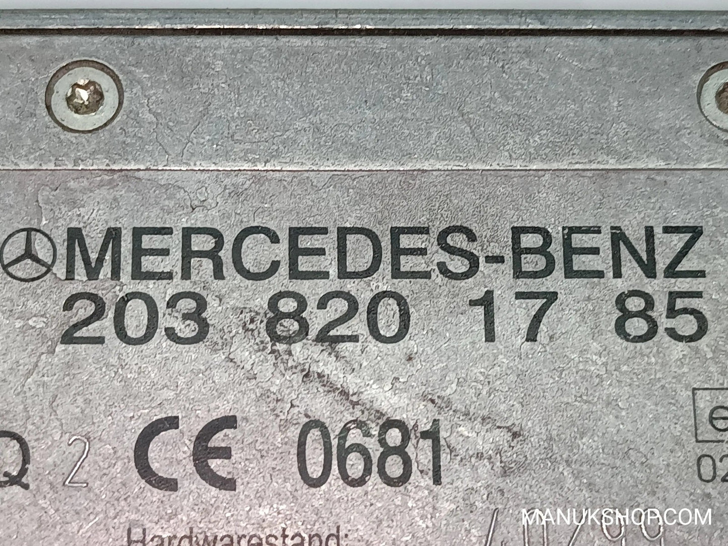 Antennenverstärker Mercedes-Benz W203 W220 W212 2038201785 203 820 17 85