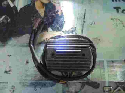 Spannungsregler Piaggio X9 500 500LT Gilera Fuoco 500 GTS 125 GTS250 SH689JB