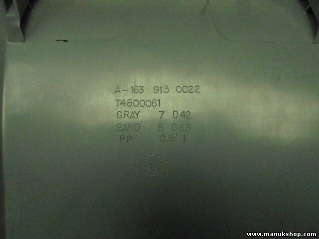 Vorderer Fahrersitz hinten schwarz Mercedes W163 ML320 A1639130022 T4800061