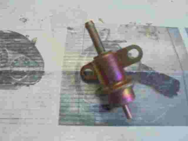 Benzindruckregler  Suzuki Baleno Liana MIKUNI 15160-77E00 1516077E00
