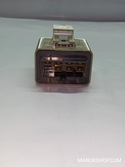 Relais Scheibenwischer Hyundai Accent 9542025000 95420-25000 Omron ZG3