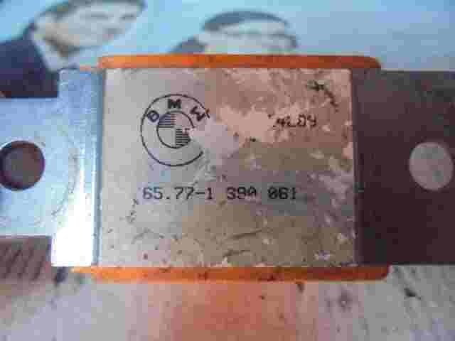 Airbagsensor Airbagsteuergerät BMW E30 E32 E34 E36 65771390061 65.77-1 390 061
