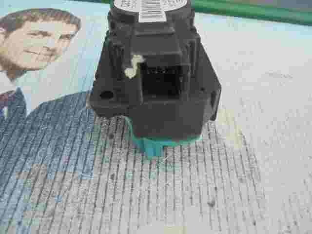 Stellmotor Heizung Renault Scenic III Megane 3 III VHB3010007A Valeo N105212VA