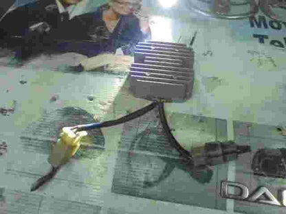 Spannungsregler Honda Fusion MF02 CN 250 CH 250 SH532A13 SH532A-13