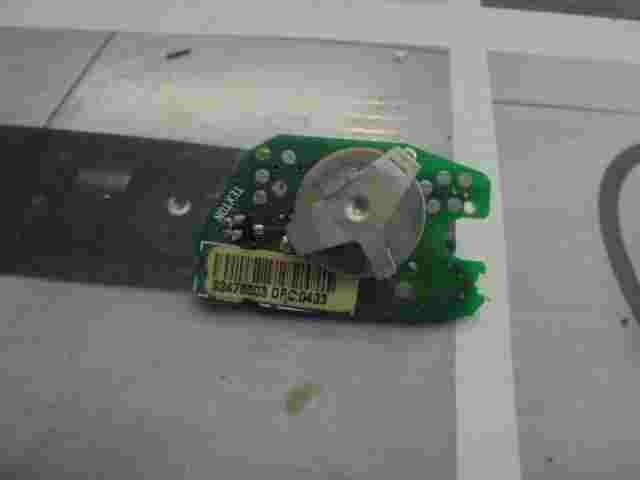Funkfernbedienung Schlüssel Gehäuse Peugeot 106 206 306 E15C101F 9924 92478603
