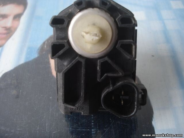Stellmotor Scheinwerfer LWR Toyota Land Cruiser J12 RAV 4 PPGF40 PP-GF40