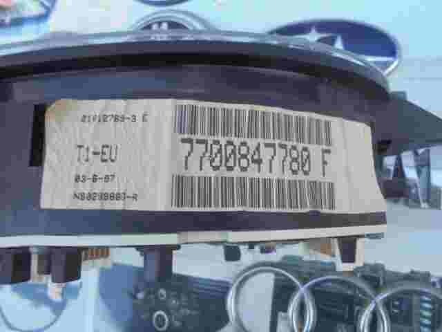Kombiinstrument Tacho Renault Megane 7700847780F 7700847780 F 21612769-3E