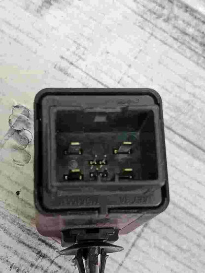 Relais Stop Signal Hyundai Santa Fe 952402W100 95240-2W100 DC 12V MDU SR73