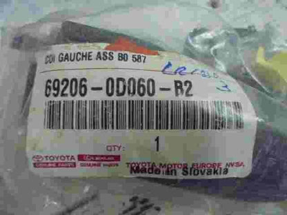 Türgriff Griff innen Vorne Links Toyota Aygo B1 692060D060B2 ASS BO 587