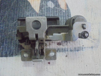 Handschuhfach schloss Nissan Terrano II R20 68500-0F000 LH 685000F000LH