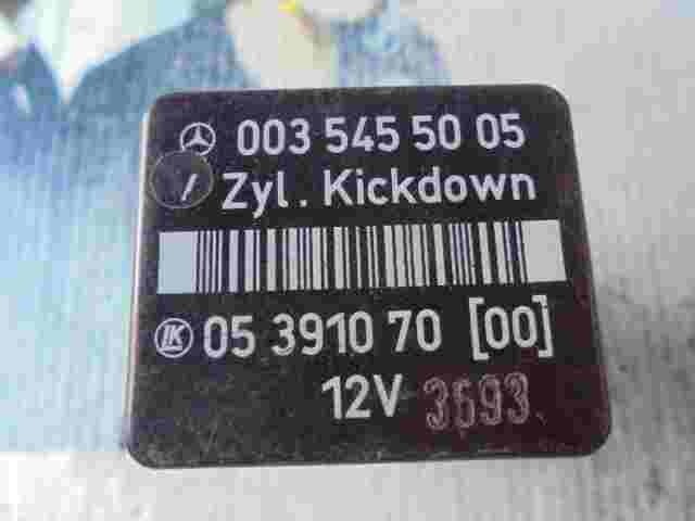 Relais Kickdown Abschaltung Mercedes-Benz W202 W124 W210 0035455005 LK 05391070