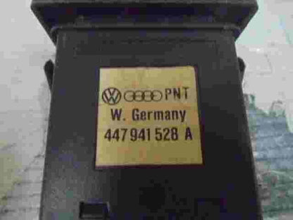 Schaltfläche Parkplätze Bremsen Audi 200/C3 ABS 447941528A 447 941 528 A