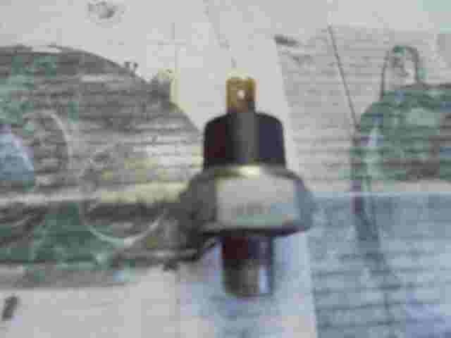 Öldrucksensor Mitsubishi FORD RANGER TOYOTA 2 11730