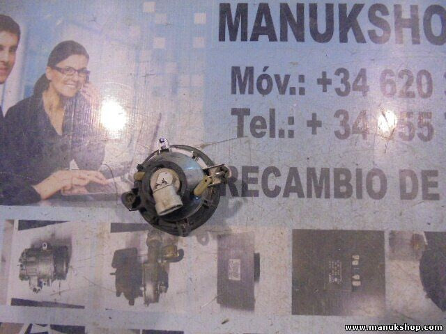 Links Nebelscheinwerfer  Nissan Terrano Ford Maverick T2