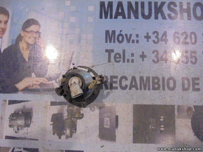 Links Nebelscheinwerfer  Nissan Terrano Ford Maverick T2