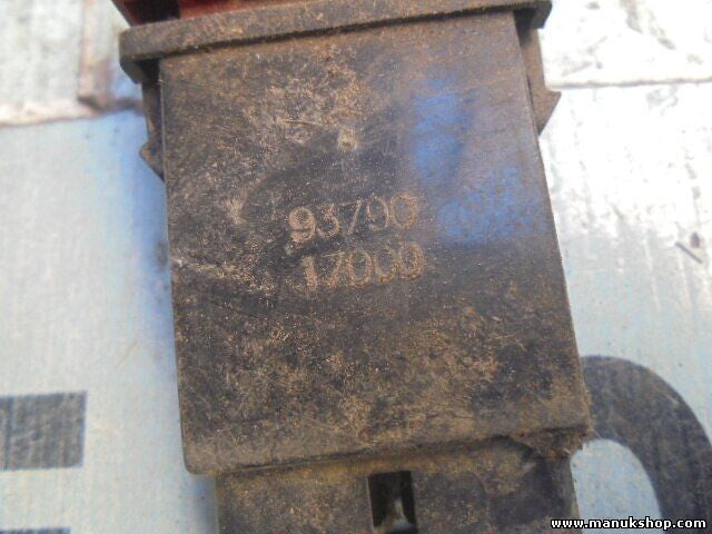 Warnblinkschalter Hyundai Matrix 9379017000 93790 17000