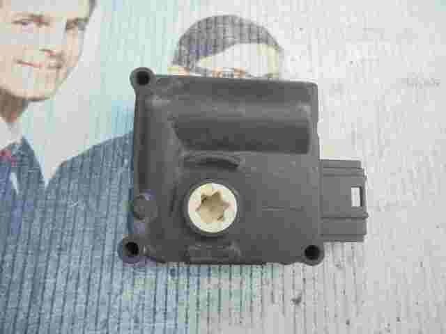 Stellmotor Heizung Audi A6 C6 4F0820511A 4F0820511AA 0132801359 CZ1168803141