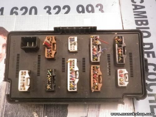 Sicherungskasten SsangYong Rodius 2.7 AK6546 AK 6546 07A09D Q100-E Q100-F
