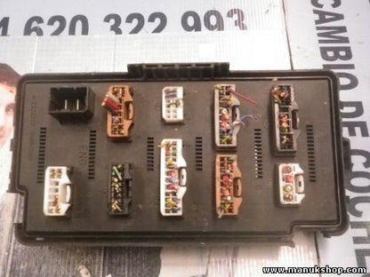 Sicherungskasten SsangYong Rodius 2.7 AK6546 AK 6546 07A09D Q100-E Q100-F
