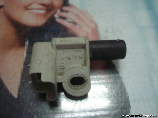 Nockenwellensensor Citroen C4 C5 Berlingo 9628559980 96 285 599 80