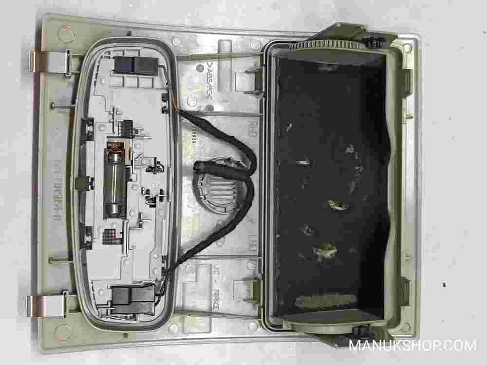 Innenleuchte Ford Fusion Focus 1S71F045B54A 1S71-F045B54-A 3S7A13776AA