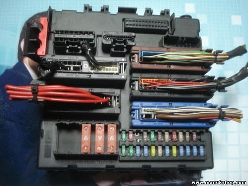 Sicherungskasten Opel Signum Vectra C 13189928EZ 13189928 519044507 00124347