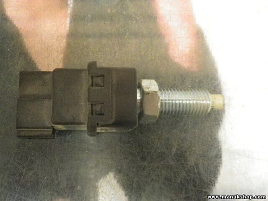 Bremslichtschalter Nissan Pick-up Opel Monterey Subaru FAE 24720