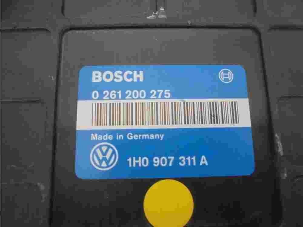 Motorsteuergerät  VW Volkswagen Golf MK3 1H0907311A 1HO907311A BOSCH 0261200275