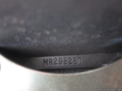 Armlehne Mitsubishi Montero Pajero MR298257 MR 298257