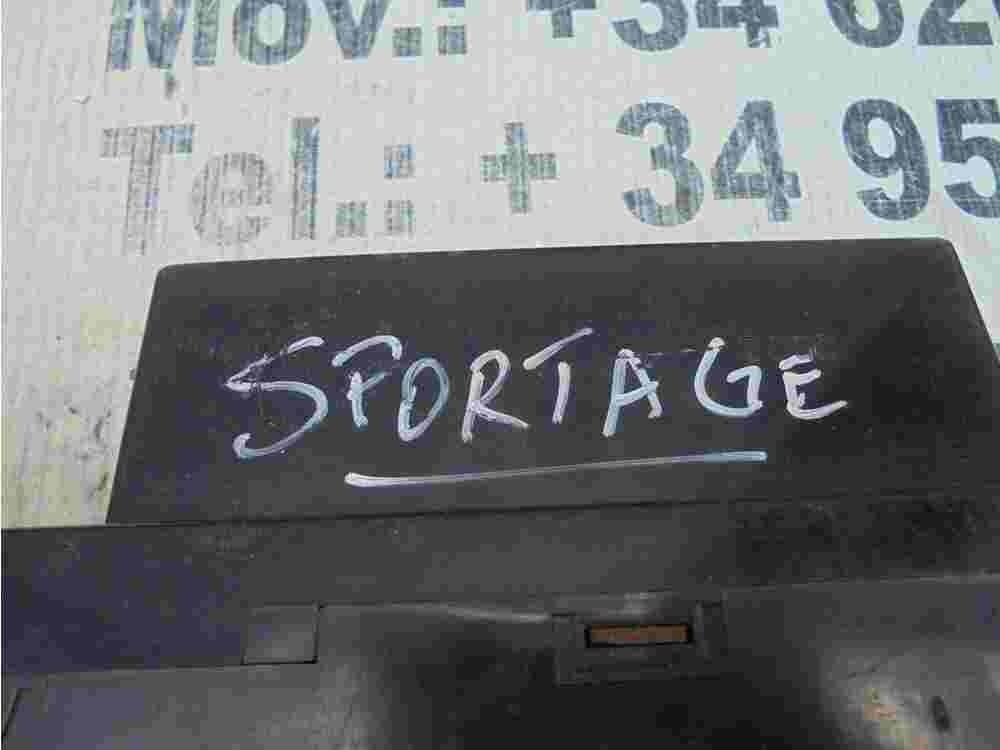 Warnblinkschalter Kia Sportage 1993