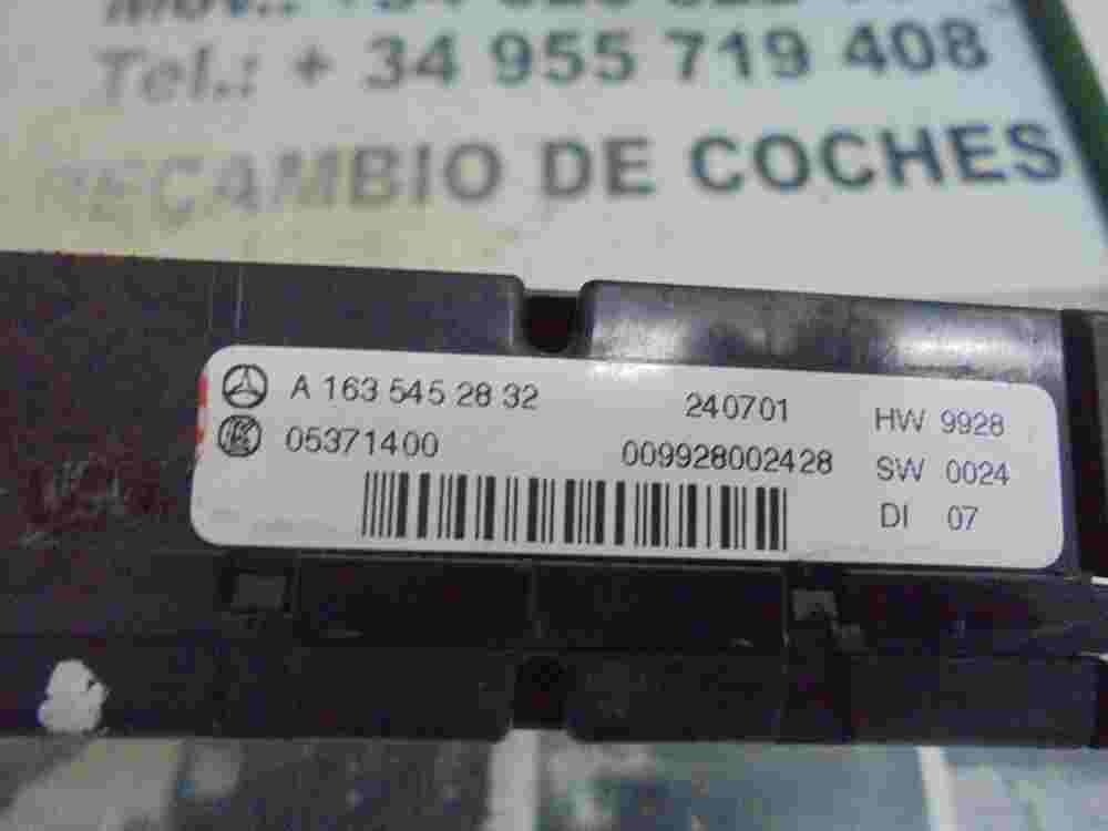 Sicherungskasten Mercedes-Benz ML Class W163 A1635452832 LK 05371400 05 3714 00