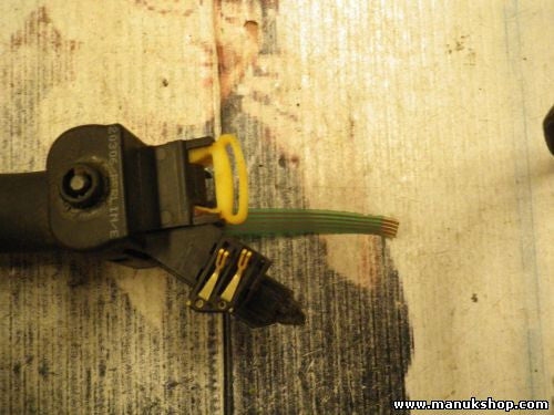 Scheibenwischerhebel Scheibenwischer Schalter Peugeot Citroen 26608 PA6GF30 13