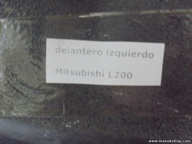 Scheinwerfer links Mitsubishi L200 2008 8301B009