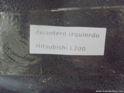 Scheinwerfer links Mitsubishi L200 2008 8301B009