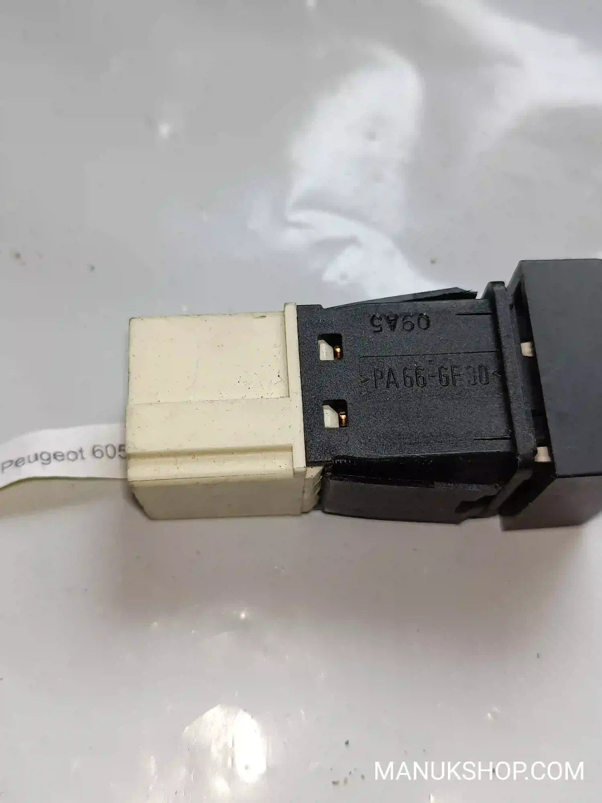 Heckscheibenheizung schalter Citroen Xsara PA66GF30 PA66-GF30 09A5