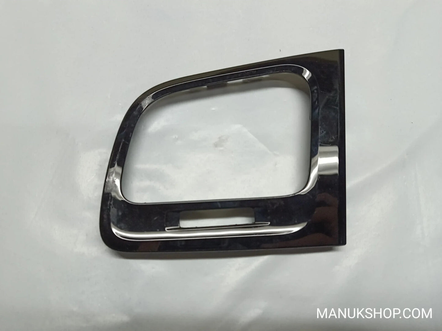 Armaturenbrett Zierleiste  VW Volkswagen Golf VI 5G1819741 5G1.819.741