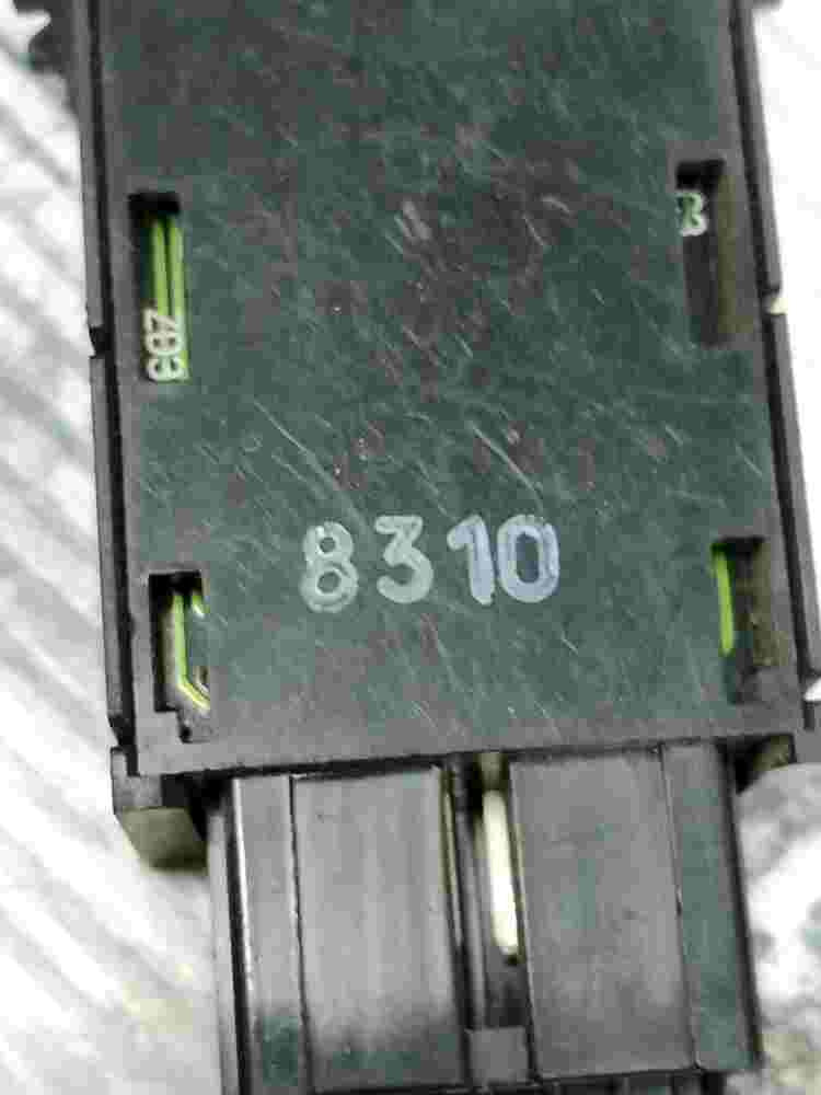 Nebelscheinwerfer Schalter    Mitsubishi Galant Carisma 8310 Niles 1 POM