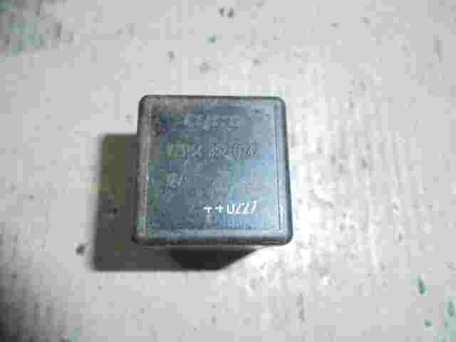 Relais Renault V23134B52G242 V23134-B52-G242