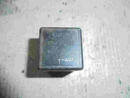 Relais Renault V23134B52G242 V23134-B52-G242