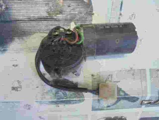 Scheibenwischermotor Iveco Daily Ⅰ 1 II 2 E1 E2 0390246314 BOSCH 058264 CEP 12V