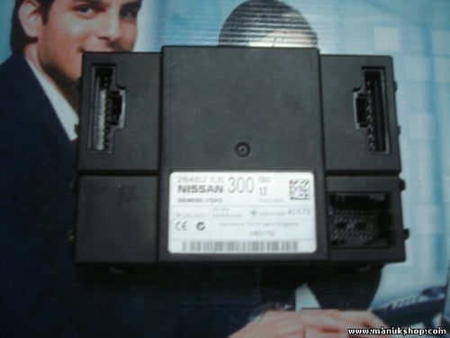 Karosseriesteuergerät Nissan Navara 284B2EB300 12 284B2 EB 300 SIEMENS VDO