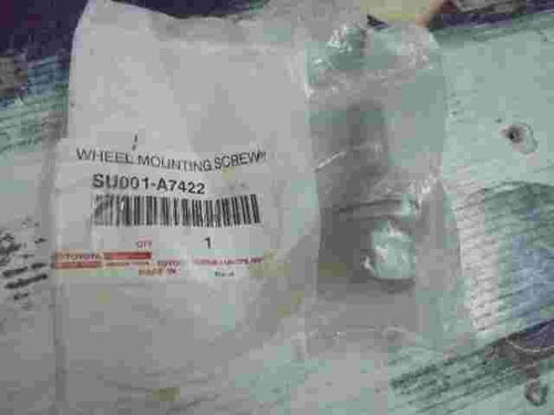 Wheel Mounting Screws  Toyota Lexus SU001A7422 SU001-A7422