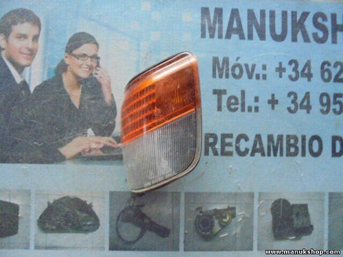 Blinker vorne links Mitsubishi Pajero Montero II 21037746 210 37746 21037747