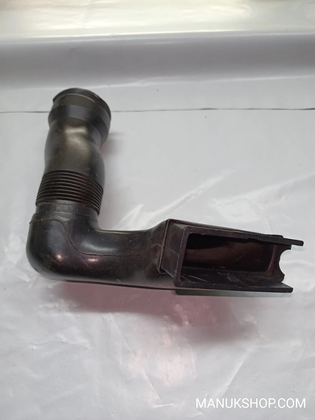 Luftansaugrohr Mercedes-Benz W123 W126 1268310946 126 831 09 46