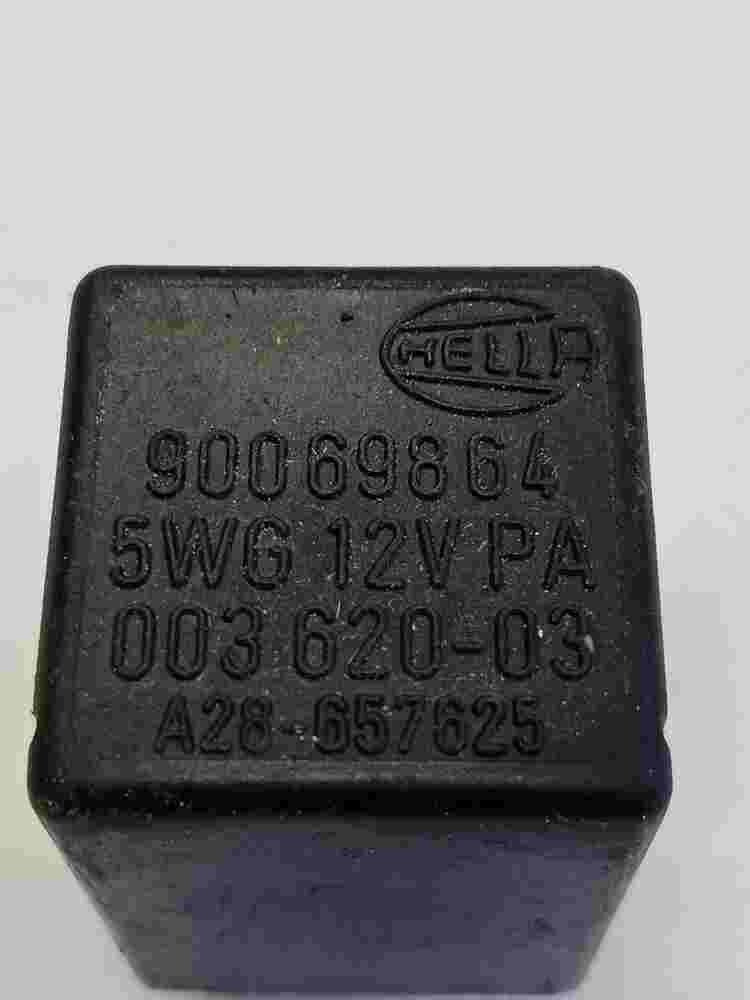 Wischerrelais Opel Omega A Vectra A Agila Calibra Movano A  90069864 00362003