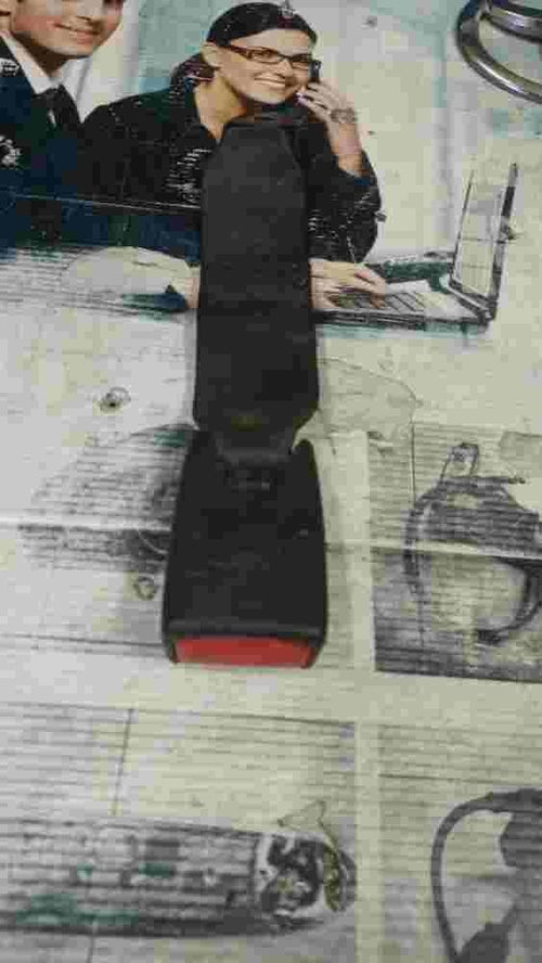 Gurtschloss Gurtschnapper hinten Nissan Pickup D22 041009F1X ABO G2285