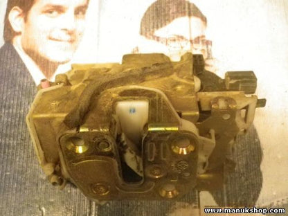 Türschloss Links hinten Nissan PickUp TD21 1988–1996