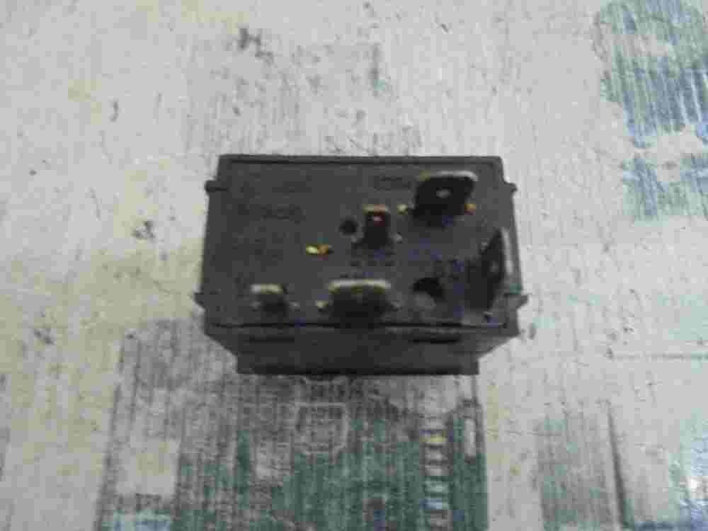 Nebelscheinwerfer Schalter VW Volkswagen Golf Polo 321941535B 321941535 B